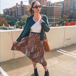 Animal print accordion midi skirt